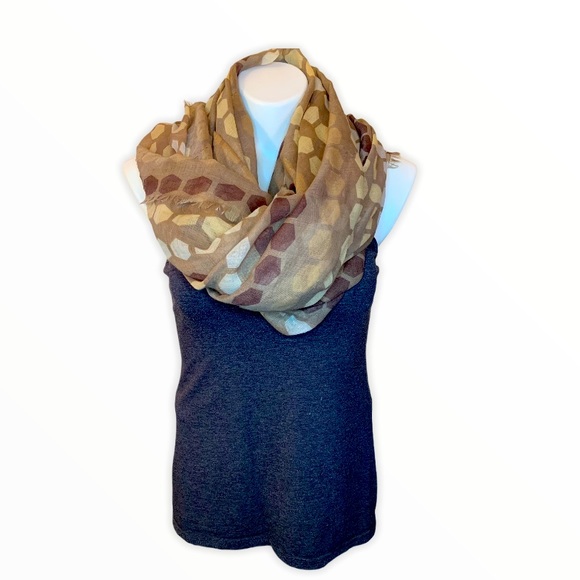 Accessories - Oversized fashion scarf